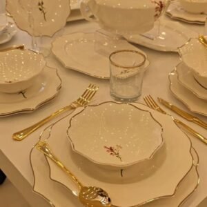 Sevices a table